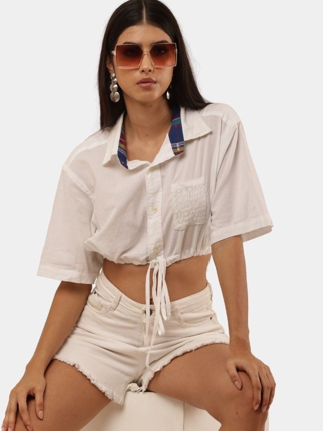 37 Upcycled White Crop Shirt Top with Contrast Collar – Vintage Reworked Drawstring Style - Image 1